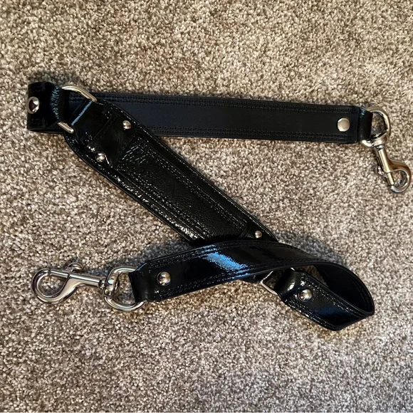 Coach Ashley Scarf Print - Picture 4 of 6